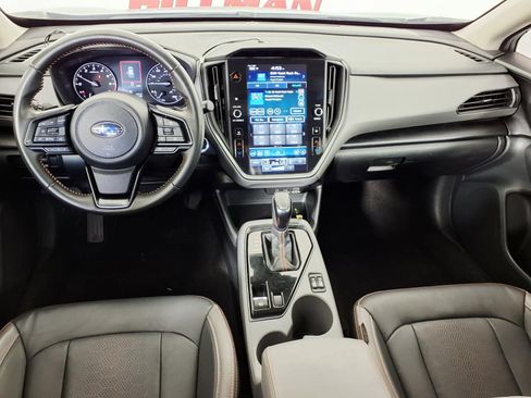 Used 2024 Subaru Crosstrek 2.5i Limited w/ Crosstrek Mirror Package AWD/4WD image 11