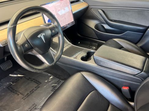 Used 2019 Tesla Model 3 Standard Range RWD image 11