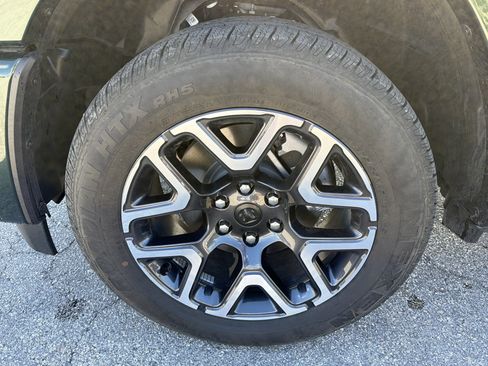 Used 2026 RAM 1500 Laramie AWD/4WD image 9