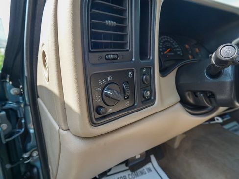 Used 2007 Chevrolet Silverado 2500 LT w/ Heavy-Duty Power Package RWD image 18