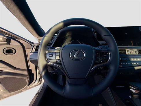 New 2025 Lexus ES 350 w/ Premium Package image 39