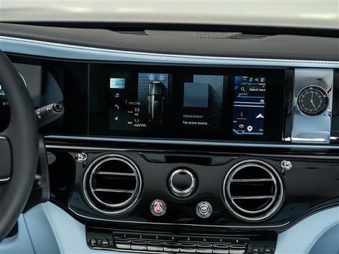 Used 2025 Rolls-Royce Spectre w/ Spectre Enhancement Package image 35