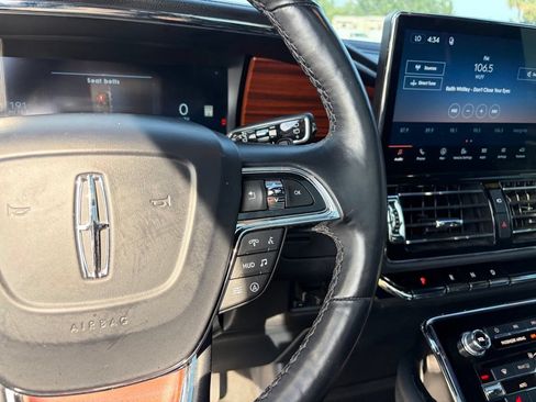 Used 2023 Lincoln Navigator L Reserve AWD/4WD image 16