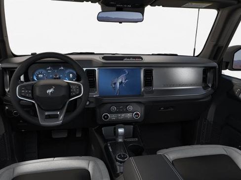 New 2025 Ford Bronco 4-Door AWD/4WD image 32