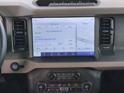 Used 2024 Ford Bronco Wildtrak AWD/4WD image 19
