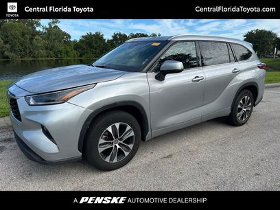 Used 2021 Toyota Highlander XLE