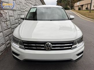 Used 2021 Volkswagen Tiguan SE video 2