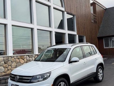 Used 2017 Volkswagen Tiguan S AWD/4WD image 26