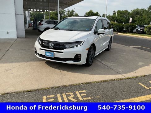 Certified 2026 Honda Odyssey Elite image 1