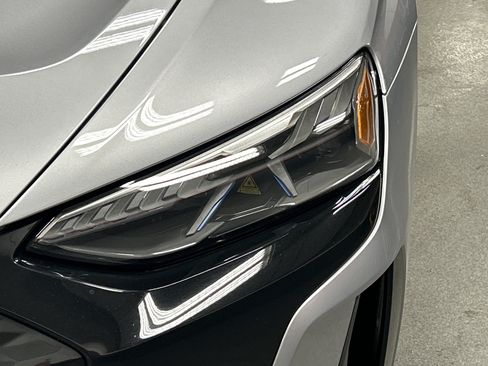Used 2022 Audi e-tron GT Premium Plus w/ Performance Package AWD/4WD image 6