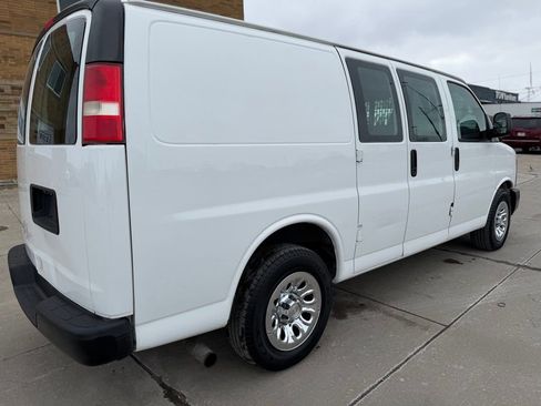 Used 2014 Chevrolet Express 1500 image 6