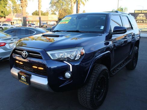 Used 2020 Toyota 4Runner TRD Off-Road w/ Wilderness Package AWD/4WD image 4