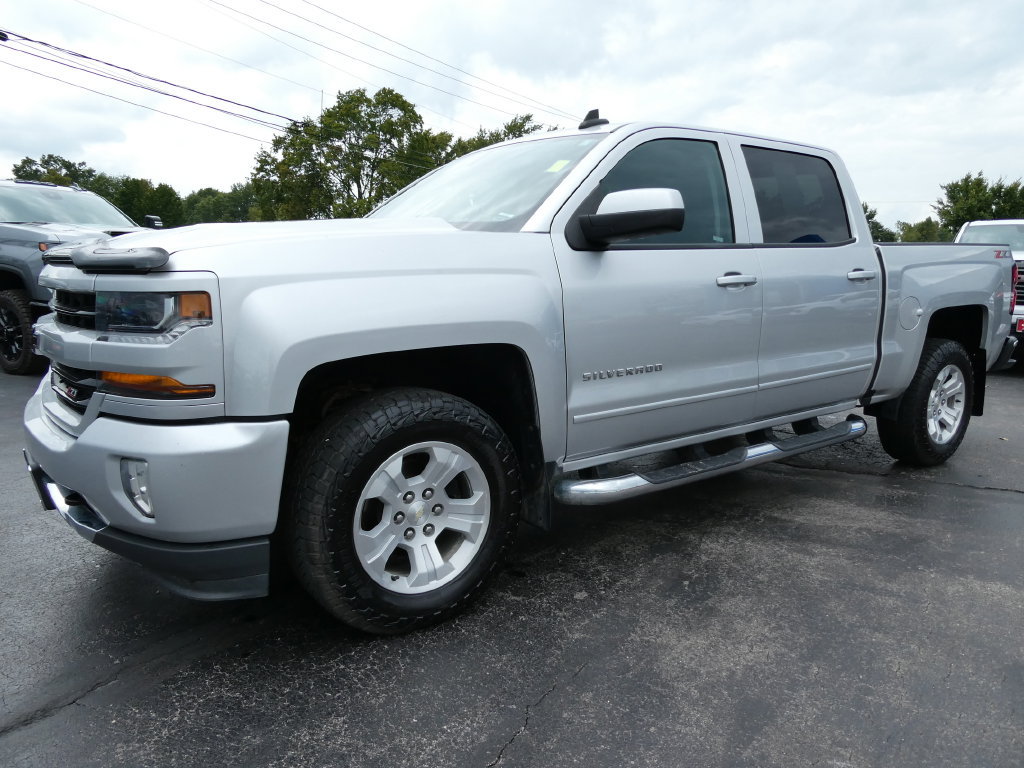 Used 2018 Chevrolet Silverado 1500 LT w/ All Star Edition AWD/4WD image 8