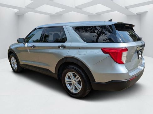 Used 2023 Ford Explorer 2WD image 5