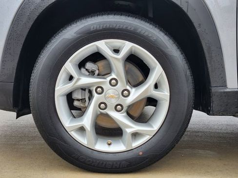 Certified 2024 Chevrolet Trax LS w/ LS Convenience Package image 11