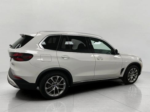 Certified 2024 BMW X5 xDrive40i image 2