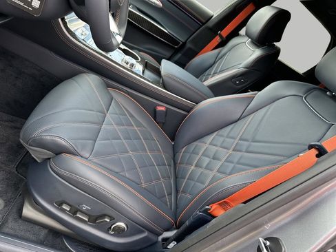 New 2026 Genesis GV70 3.5T Sport Prestige AWD/4WD image 9