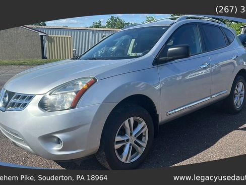 Used 2015 Nissan Rogue S w/ Convenience Package AWD/4WD image 1