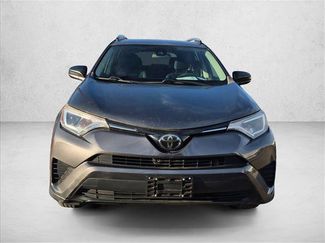 Used 2018 Toyota RAV4 LE FWD video 2