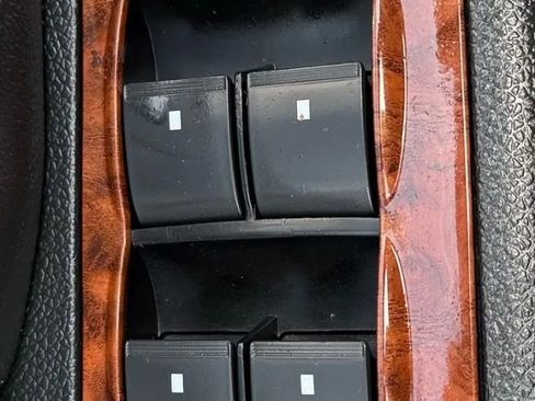 Used 2007 Chevrolet Avalanche LT w/ LT Preferred Equipment Group image 20