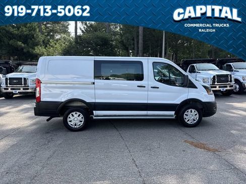 Certified 2025 Ford Transit 250 Low Roof w/ Exterior Upgrade Package RWD image 11