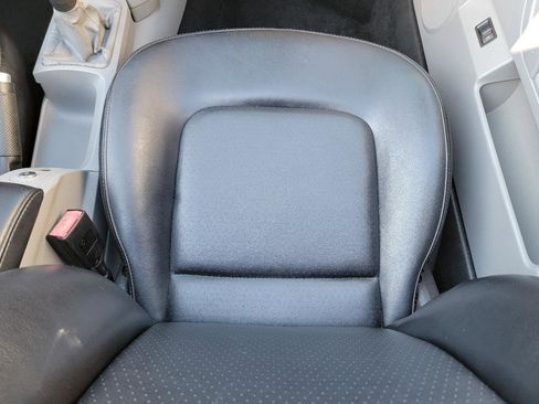 Used 2004 Volkswagen Beetle GLS FWD image 37