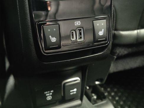 Used 2022 Jeep Compass Trailhawk w/ Trailhawk Elite Group image 18