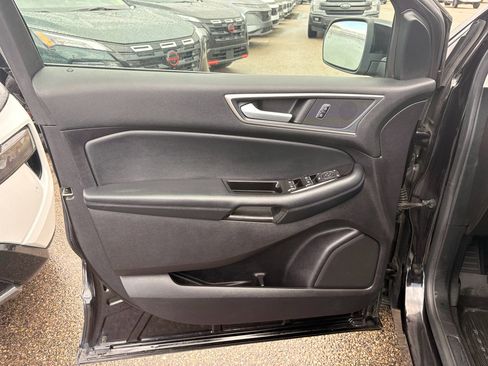 Used 2019 Ford Edge SEL w/ Equipment Group 201A AWD/4WD image 13