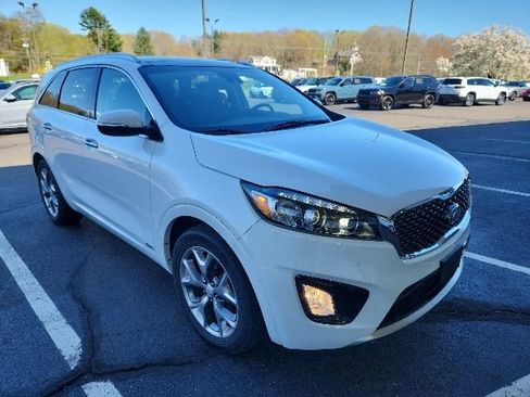 Used 2018 Kia Sorento SX AWD/4WD image 3