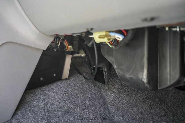 Used 1993 Ford Mustang Cobra RWD image 33