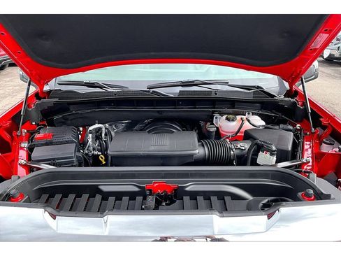 New 2026 GMC Sierra 1500 SLE image 12