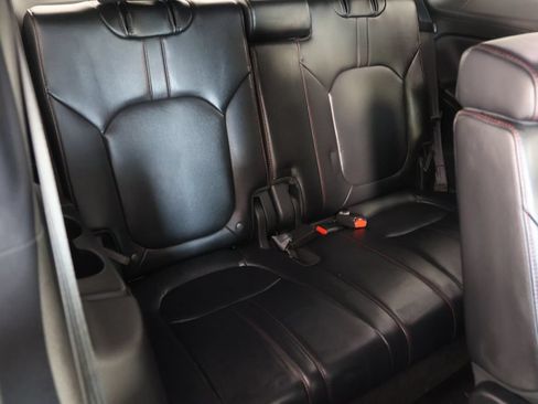 Used 2025 Honda Pilot Black Edition image 25