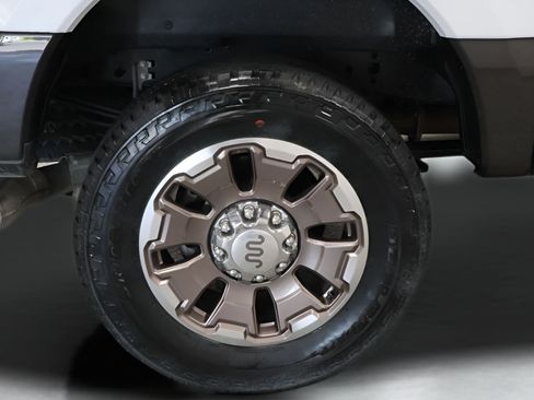 Used 2025 Ford F250 King Ranch AWD/4WD image 39