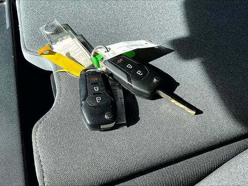 Used 2022 Ford F150 XLT w/ Trailer Tow Package image 35