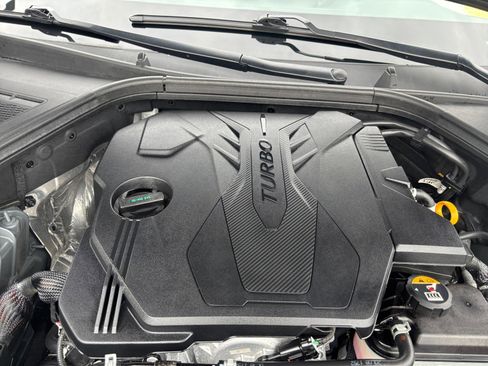 Used 2021 Genesis G80 2.5T w/ Prestige Package image 17