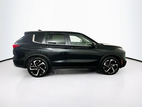 Used 2024 Mitsubishi Outlander SE AWD/4WD image 10
