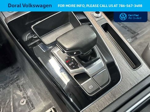Used 2022 Audi Q5 Premium image 22