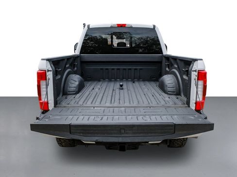 Used 2019 Ford F250 Platinum w/ Platinum Ultimate Package AWD/4WD image 57