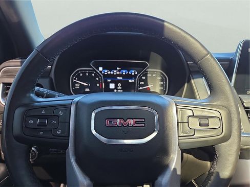 Used 2021 GMC Yukon SLT w/ SLT Luxury Plus Package image 19