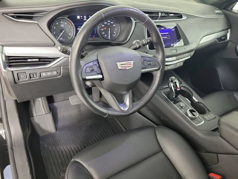 Used 2021 Cadillac XT4 Premium Luxury FWD image 17
