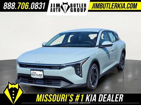 New 2026 Kia K4 EX FWD image 1