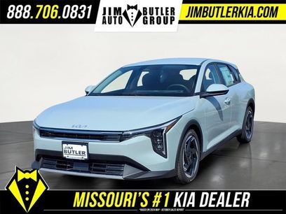 New 2026 Kia K4 EX