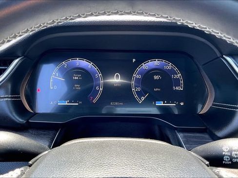 Used 2022 Jeep Grand Cherokee Limited RWD image 13