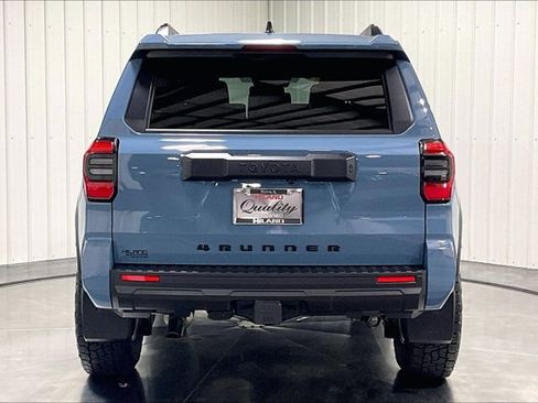 Used 2026 Toyota 4Runner SR5 AWD/4WD image 4
