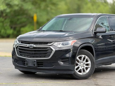 Used 2019 Chevrolet Traverse LS FWD image 28