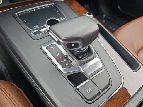 Used 2020 Audi Q5 2.0T Premium Plus w/ Premium Plus Package image 22