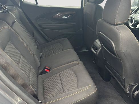 Used 2018 GMC Terrain SLE w/ Driver Convenience Package FWD image 19
