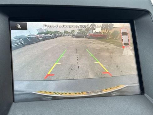 Used 2015 Ford Edge SEL w/ Equipment Group 201A AWD/4WD image 17