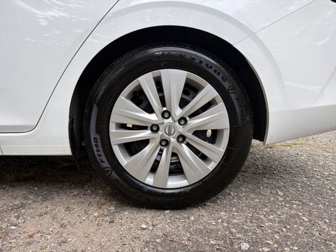 Used 2025 Nissan Sentra S FWD image 28