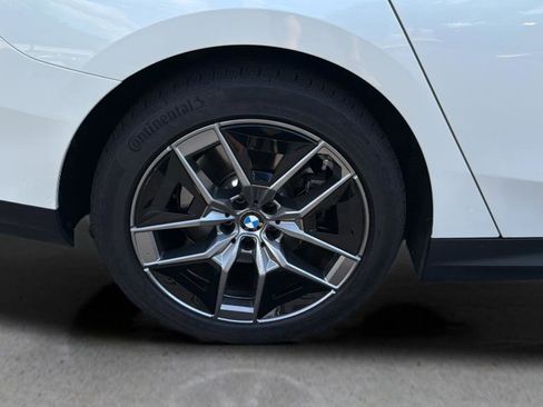 Used 2026 BMW 540i xDrive w/ Premium Package AWD/4WD image 14